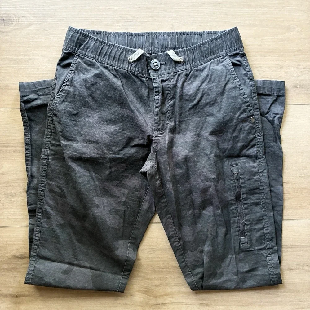 Vuori Ripstop Camo Camouflage Charcoal Gray Black Tapered Hiking Pants Womens XS